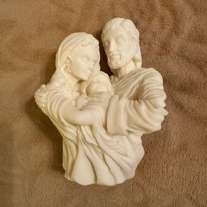Mark Klaus Holy Family Lighted Inspirational Figurine